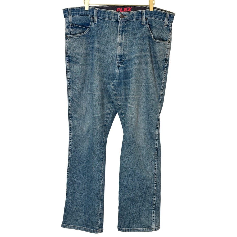 Dickies FLEX Men's 38x30 Relaxed Straight Jeans Distressed Faded Stretch Denim